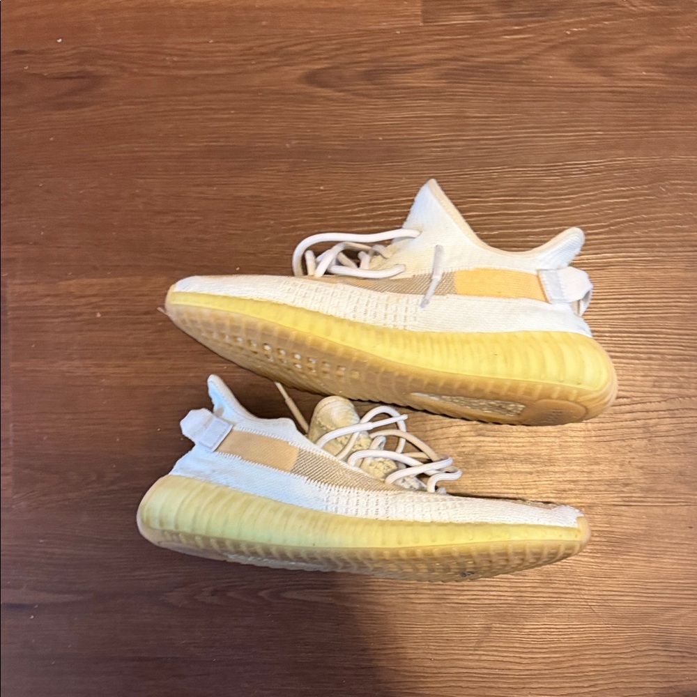 Yeezy hyperspace Asian exclusive